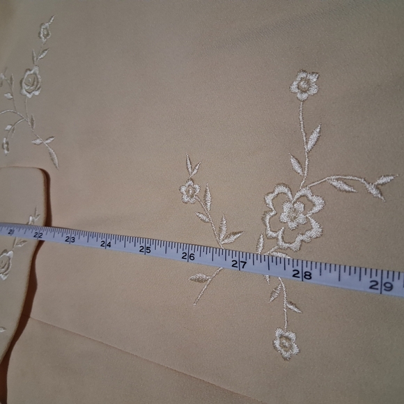 Together Cream Floral Embroidered Blazer - Picture 8 of 9